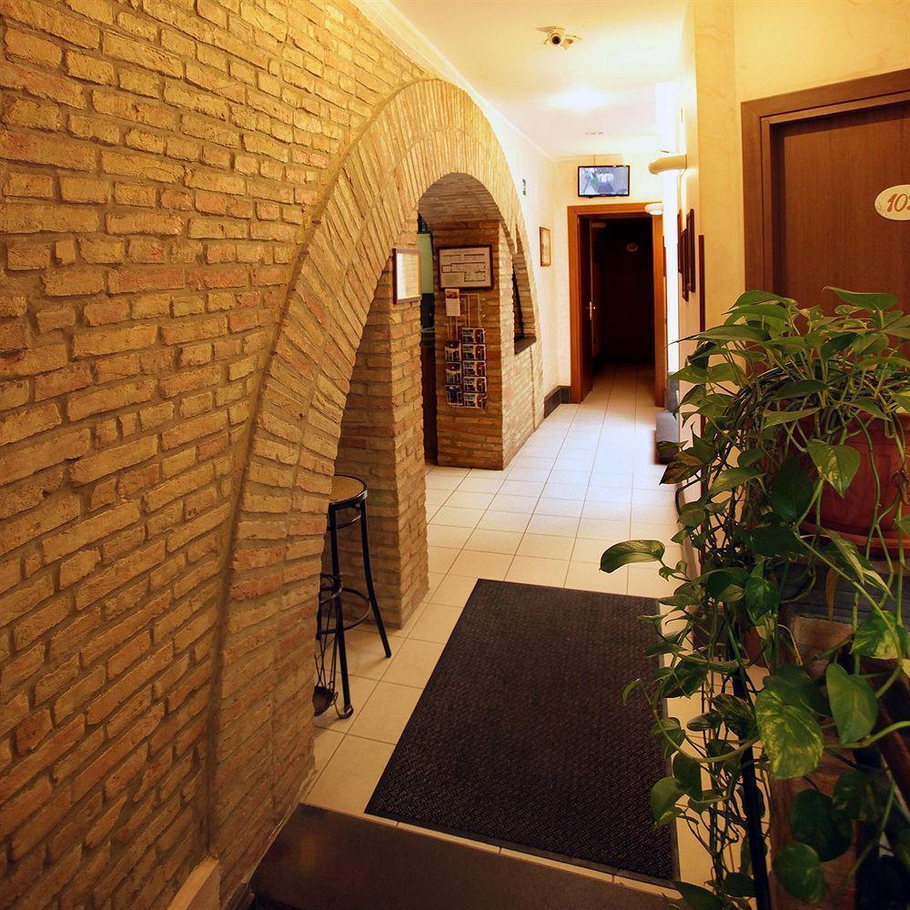 Arcobaleno Rooms Cagliari Esterno foto